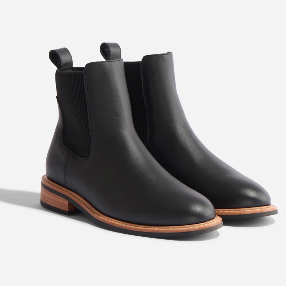 Nisolo Black Leather Ankle Boots